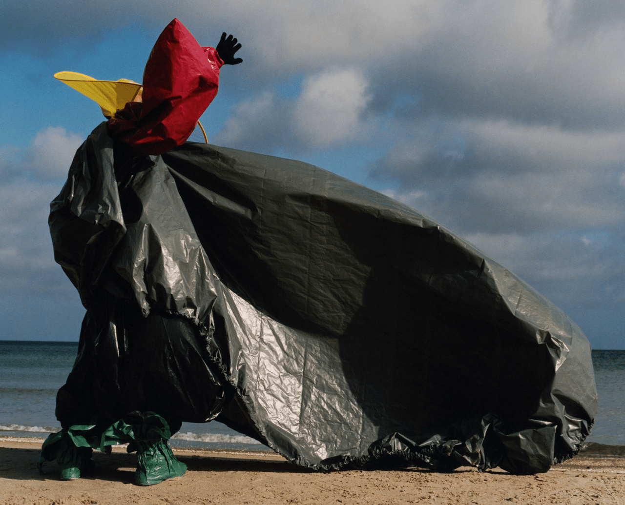 plastic fashion waste