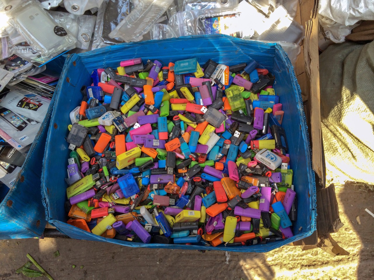 Thumbdrives, Mustafabad Market (Delhi, India), 2015, from the series Technology Time (2011–ongoing) by Julia Christensen