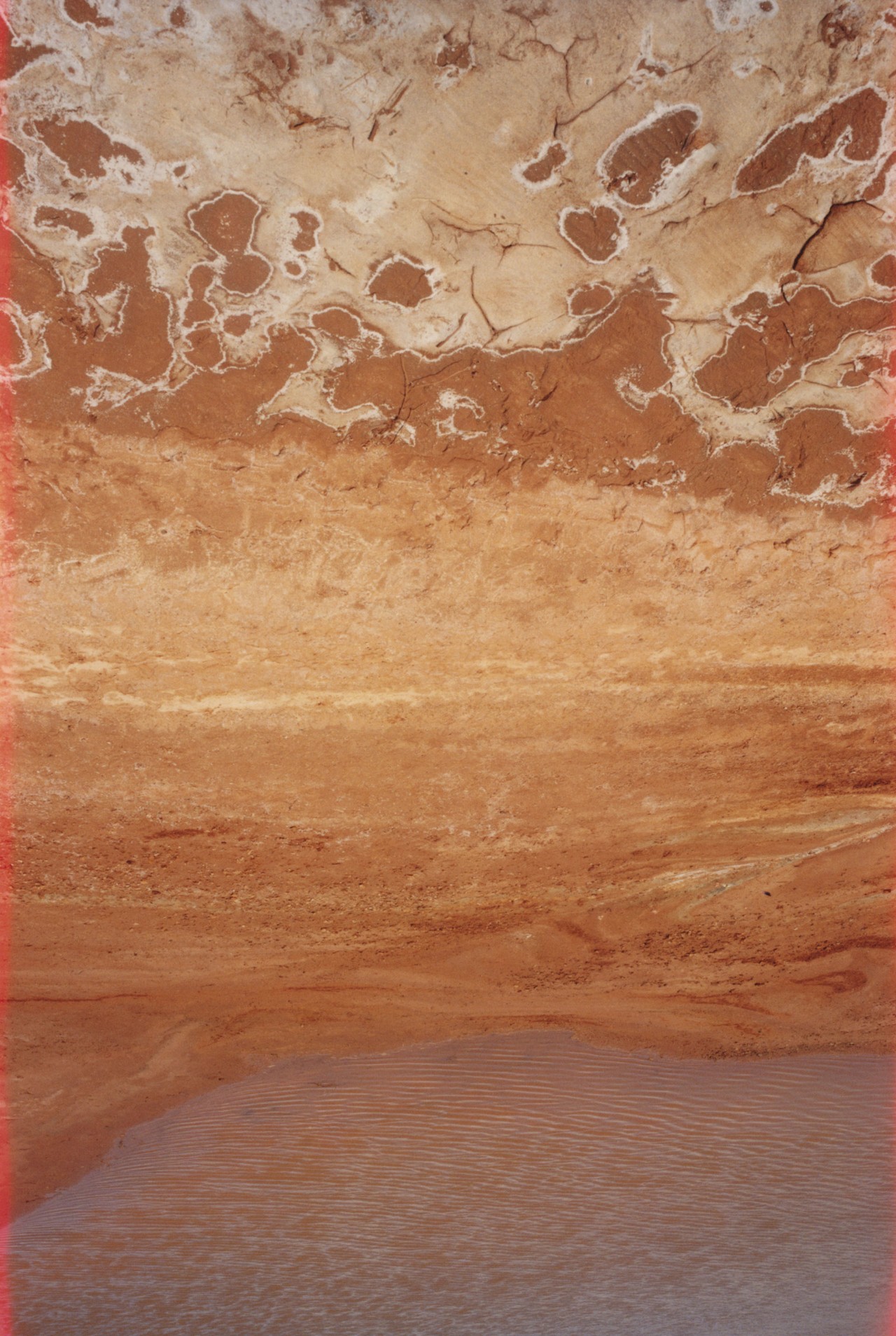 Australia Watarrka National Park by Laurence Ellis