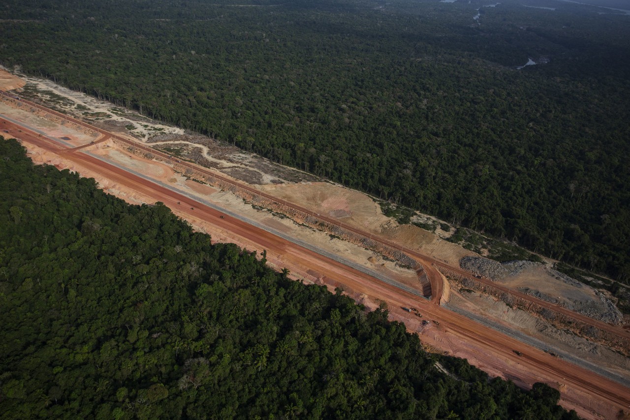 Belo Monte Dam construction by Lalo de Almeida