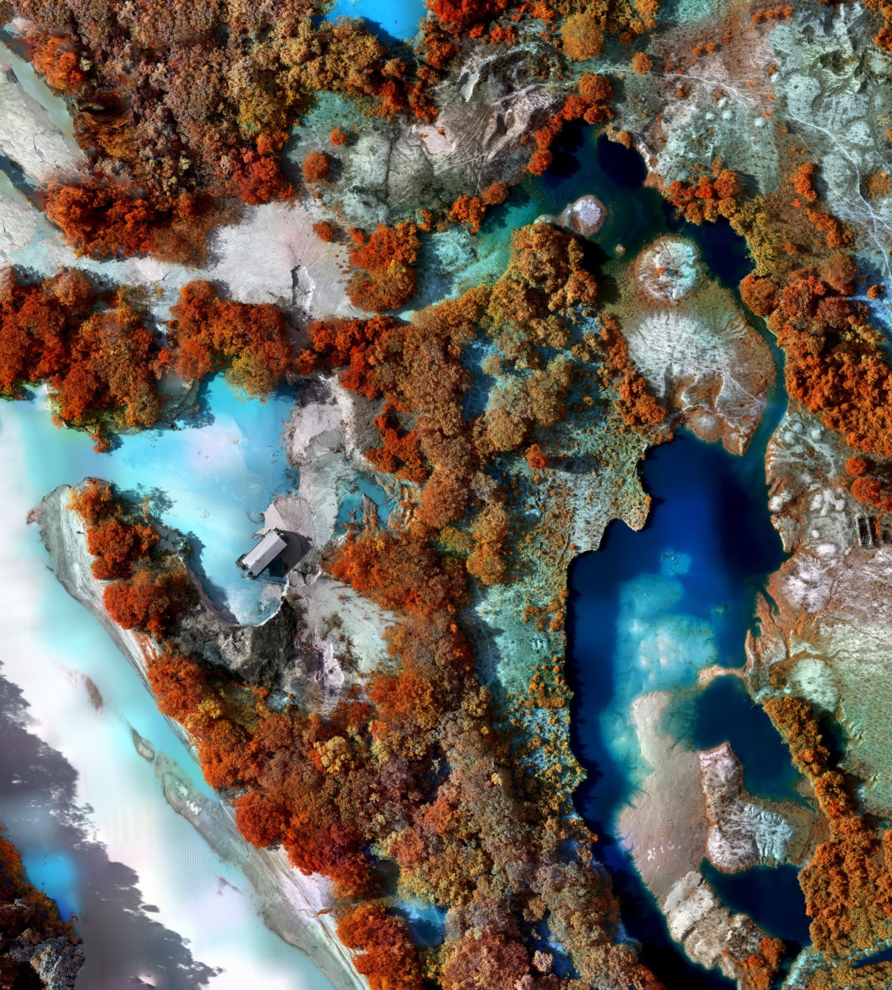 Mineral ship, Para Brazil by Richard Mosse