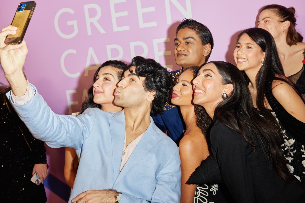 Among the Celebrity Glitz, an Awards Ceremony With Meaning