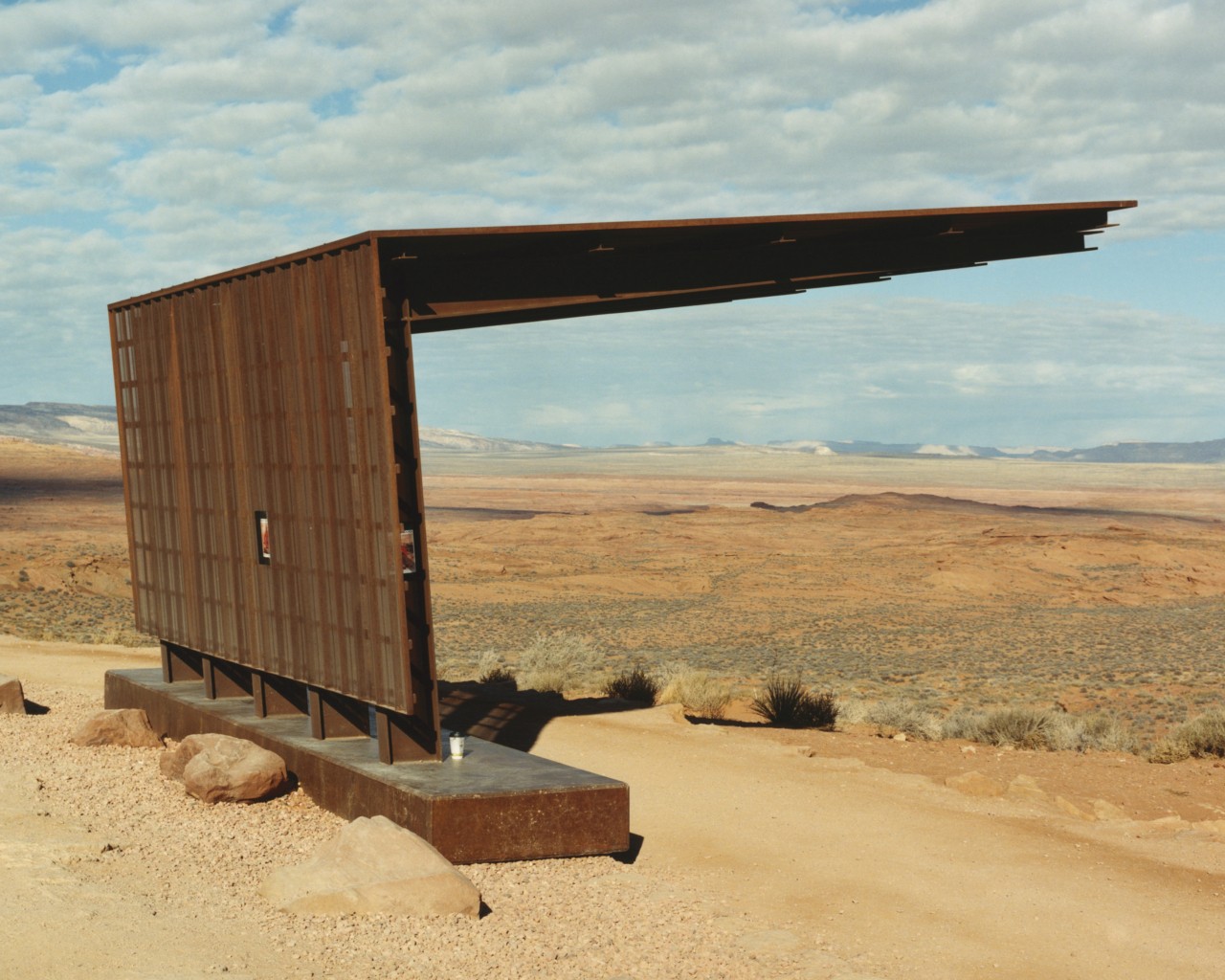 A rest stop in Glen Canyon.