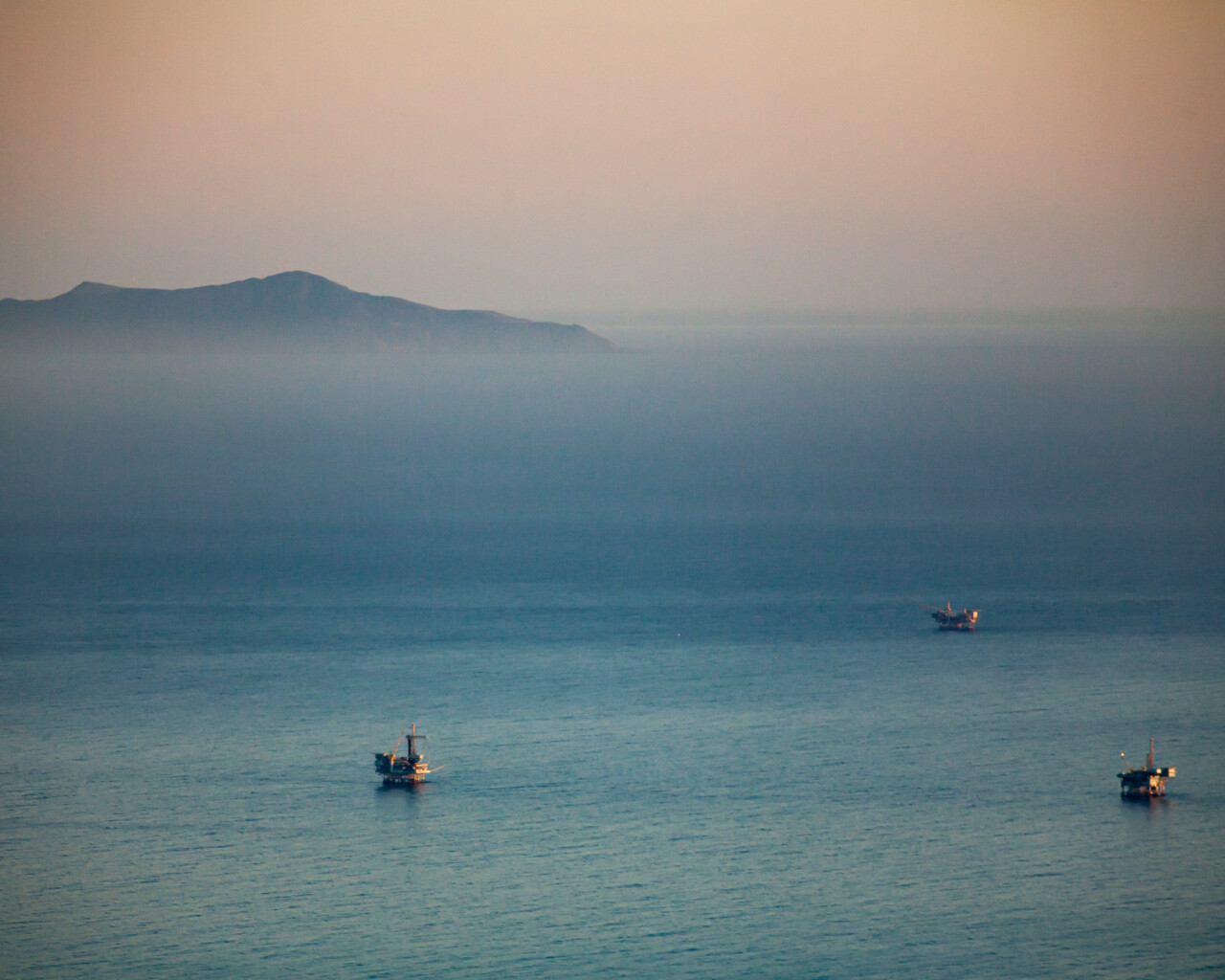 A Fight Over Offshore Drilling In a Seaside Town Gets Heated